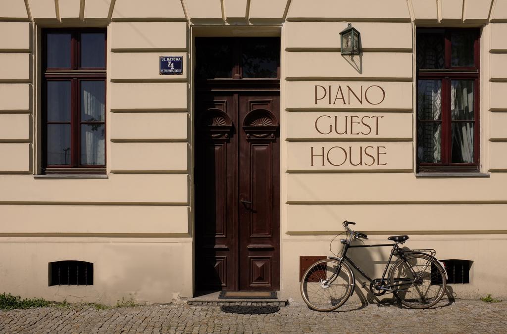 Piano Guest House Cracóvia Exterior foto